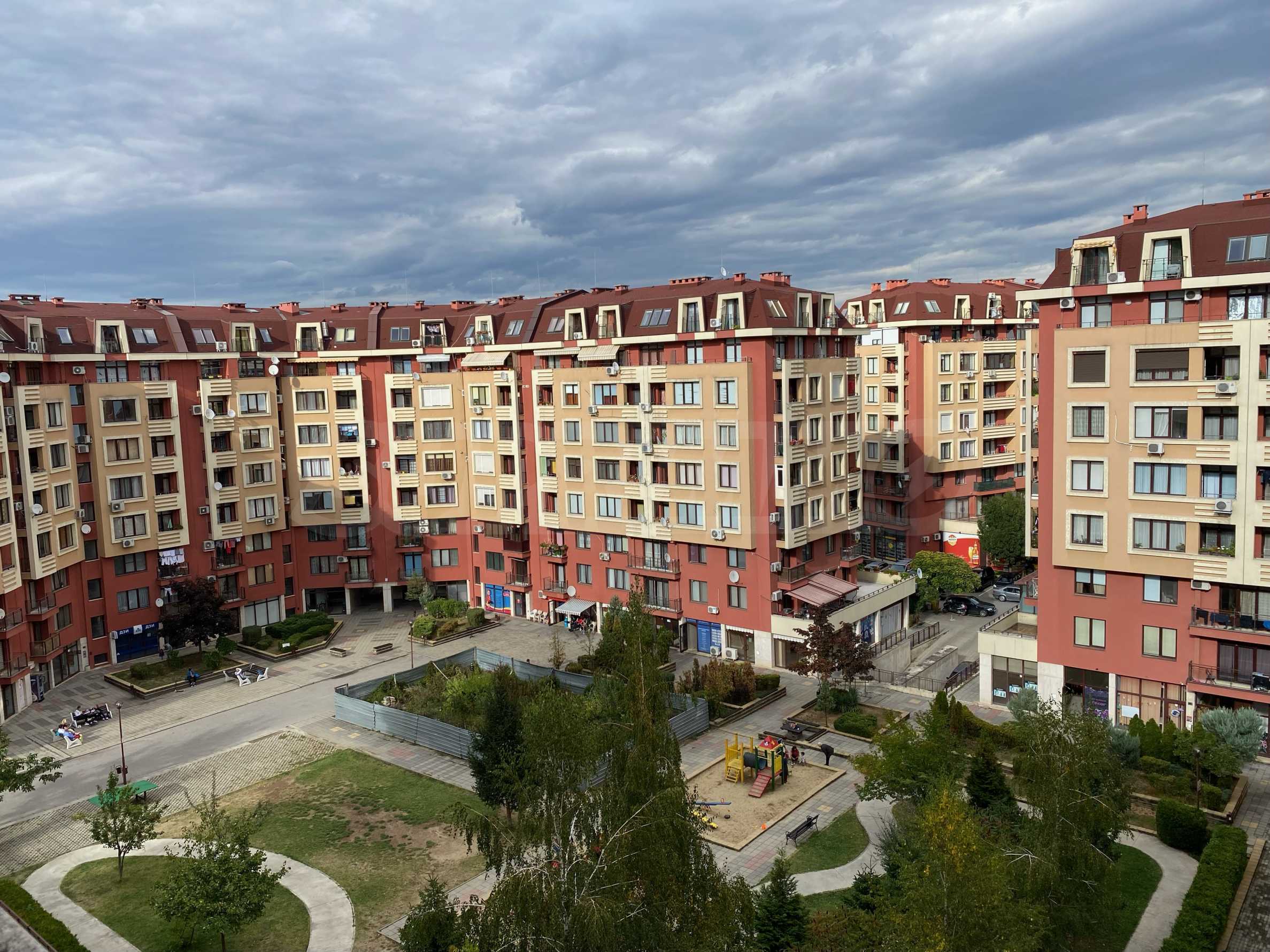 Обзаведено студио в Цариградски комплекс | Дружба 2, София - продажба ...