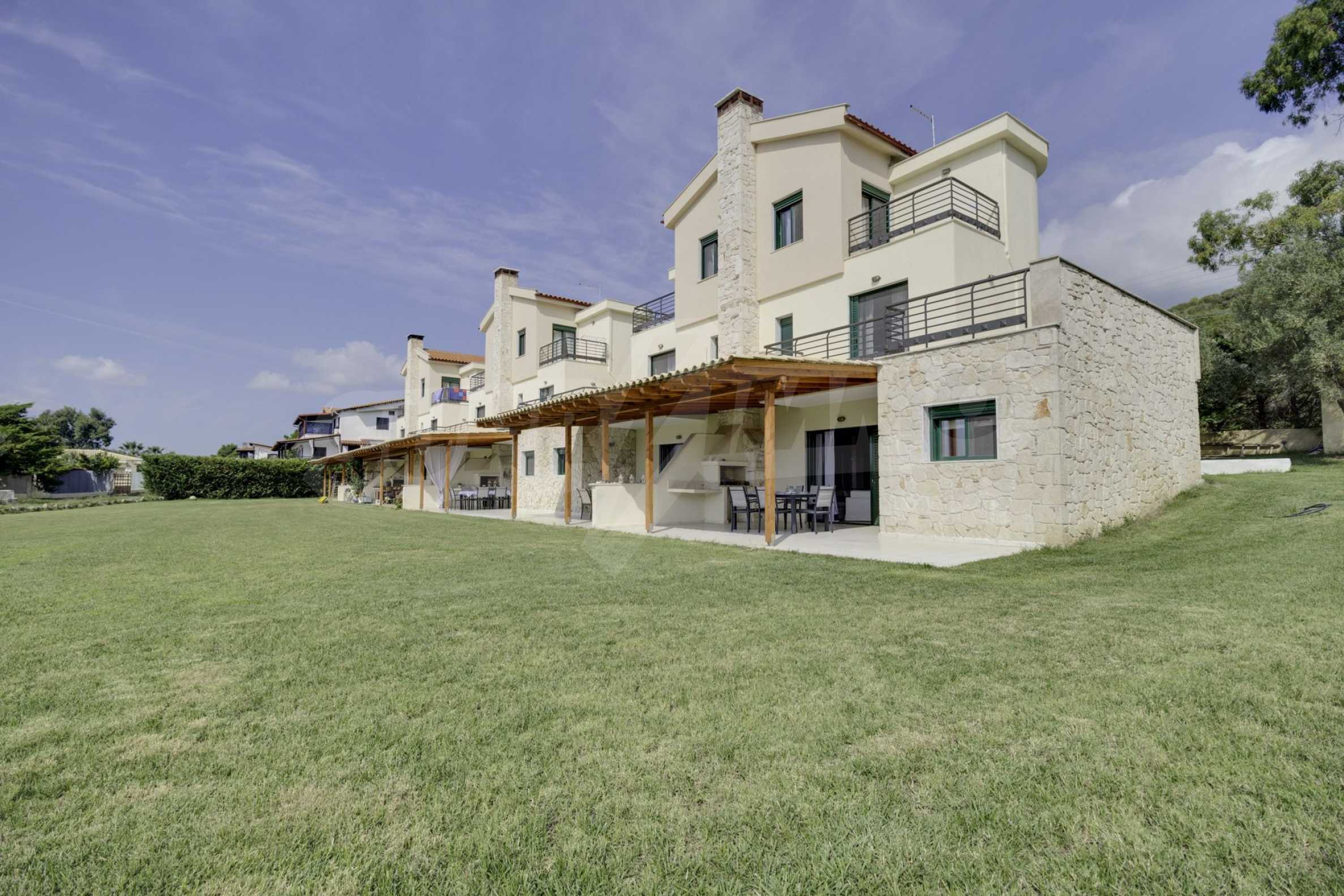 House for rent in ingleside mandeville jamaica