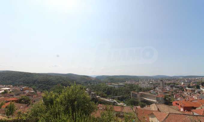 Geregeltes Baugrundst&uuml;ck in der Altstadt von Veliko Tarnovo