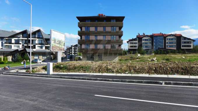Grundst&uuml;ck neben "Pirin Golf &amp; Country Club"