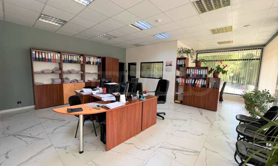 Luxuri&ouml;ses B&uuml;rogeb&auml;ude in idealer Lage zu verkaufen