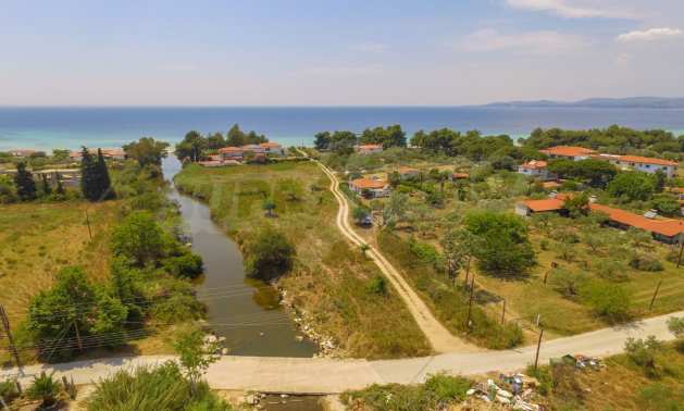 Ackerland в Nikiti