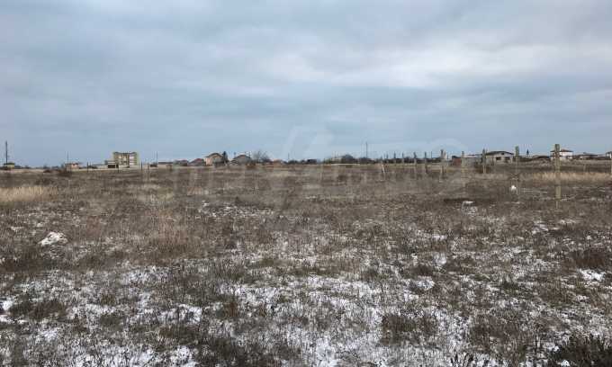 Отличен парцел в регулация в с. Топола