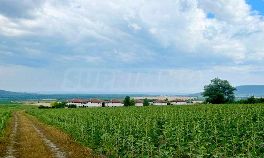 Прекрасен парцел за развитие в регулацията на с. Рогачево, община Балчик 