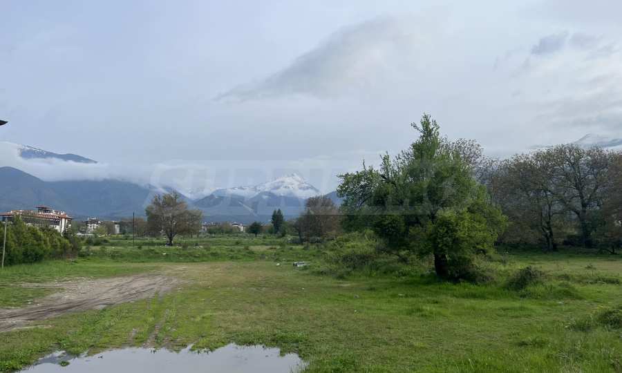 Ackerland von 2500 Quadratmetern mit wundersch&ouml;nem Panorama in Bansko