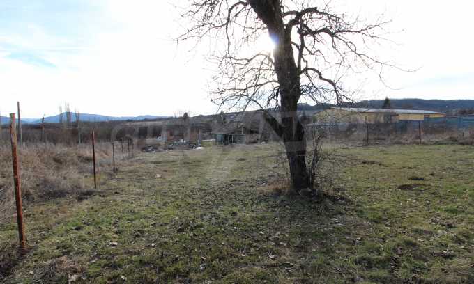 Reguliertes Grundst&uuml;ck f&uuml;r Wohngeb&auml;ude, 13 km von Veliko Tarnovo entfernt
