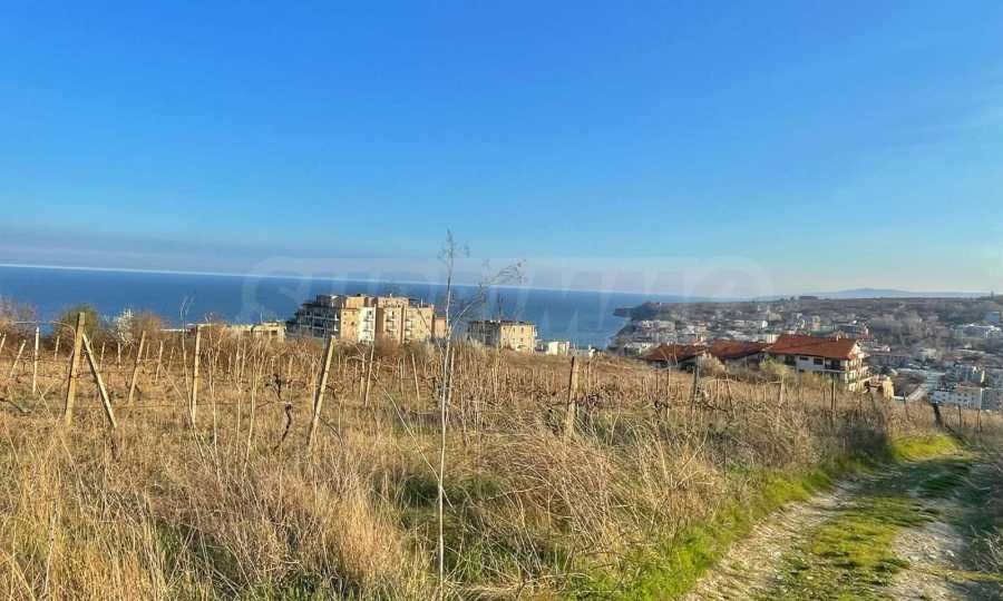 Парцел за нова къща или сграда с морска панорама в гр. Бяла 