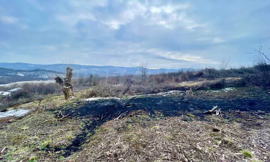 Reguliertes Bauland f&uuml;r Wohnbebauung, 21 km von Veliko Tarnovo entfernt  