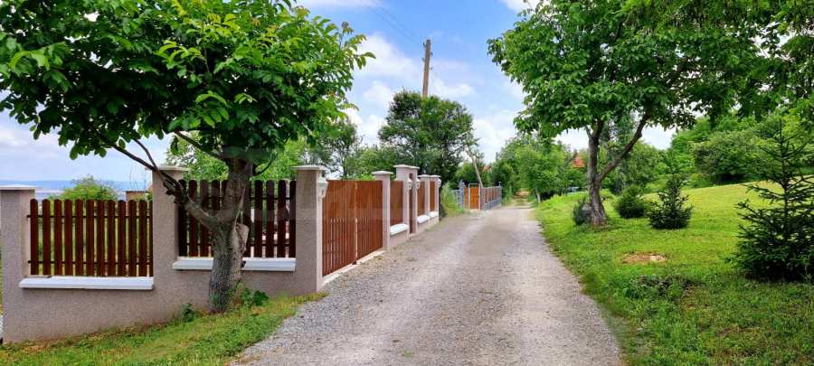 Продава се парцел с прекрасна панорама – "Арбанашко Бърдо"  