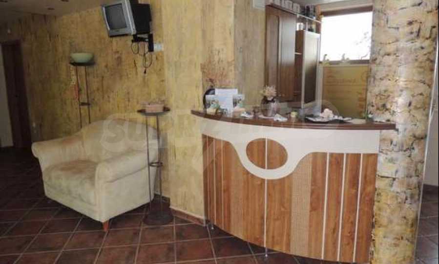 Семеен хотел на 400 м от морето в Несебър