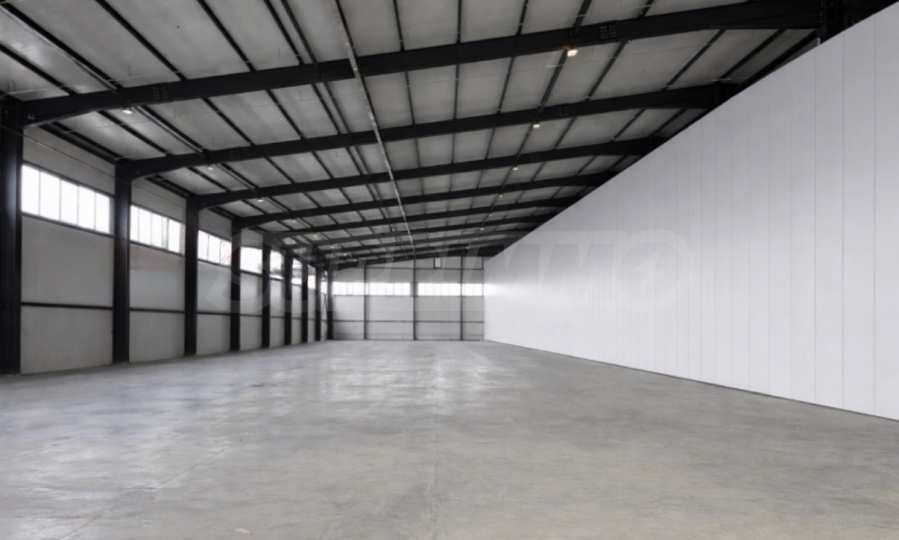 Lagerhalle zu vermieten