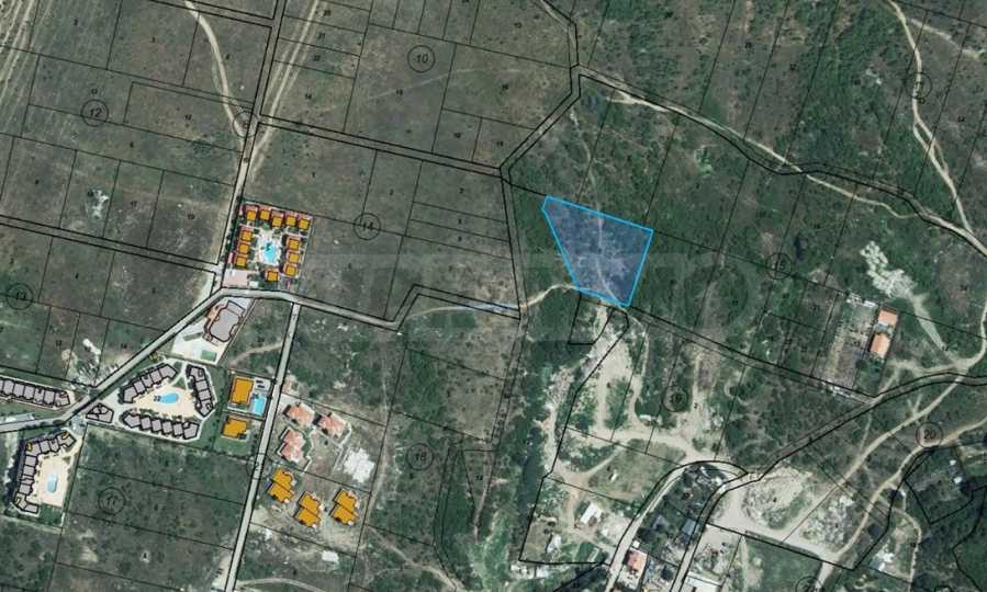 Прекрасный земельный участок с панорамным видом на морскую бухту Солнечного Берега и Несебра.  