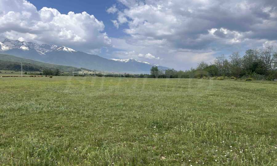Земя за продажба с гледка към Пирин, между Банско и Добринище
