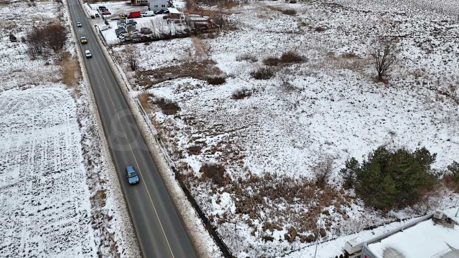 Plot of land facing the main road Samokov - Dupnitsa