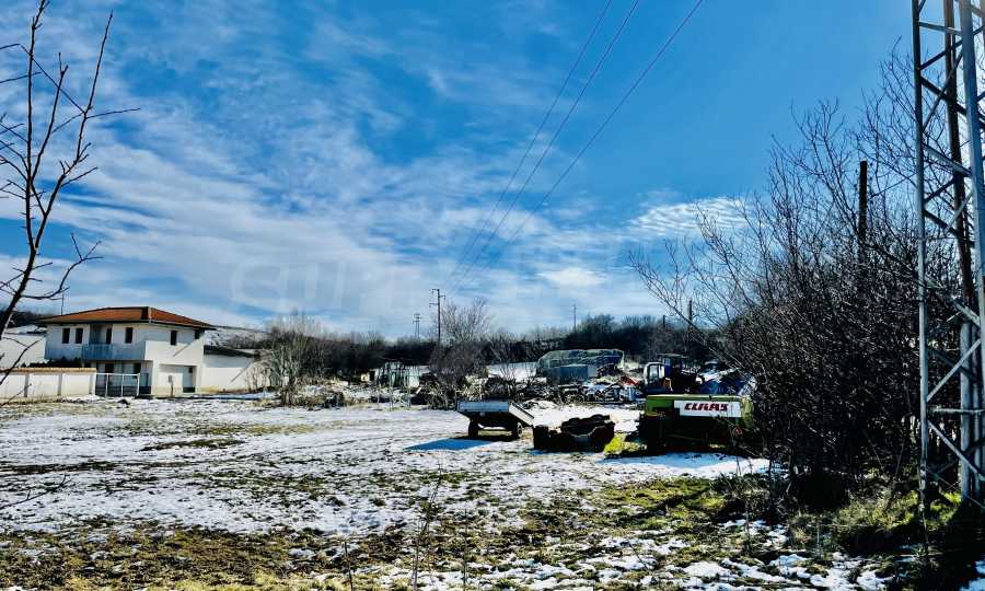 UPI f&uuml;r Industriebau 3 km von Veliko Tarnovo entfernt  
