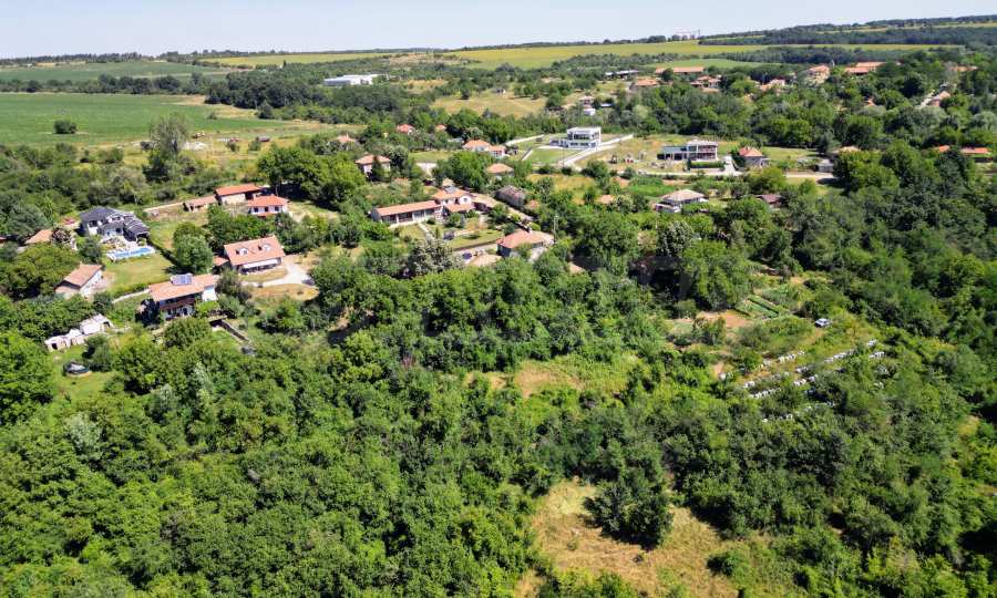 UPI f&uuml;r den Wohnungsbau in einem Dorf 17 km von Veliko Tarnovo entfernt