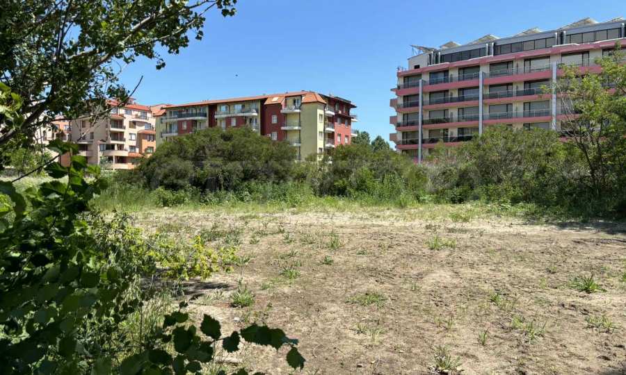 Regulated land with an excellent location in Sunny Beach 