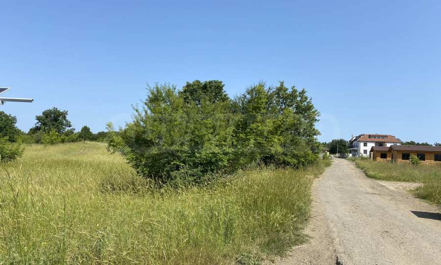 Investment plot in the village of Velika, near the resort of Lozenets 