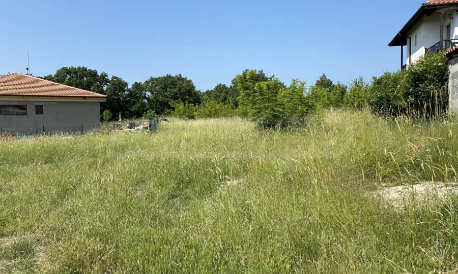 Investment plot in the village of Velika, near the resort of Lozenets 