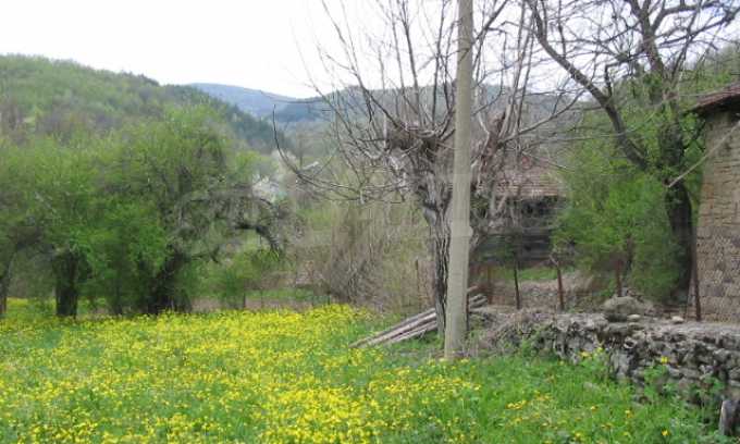 UPI in einem Dorf nur 20 km von Veliko Tarnovo entfernt  