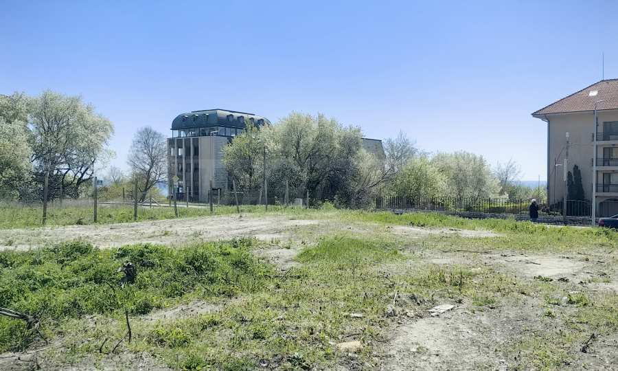 Атрактивен парцел до морето в м-т Икантълъка (Бялата Лагуна)